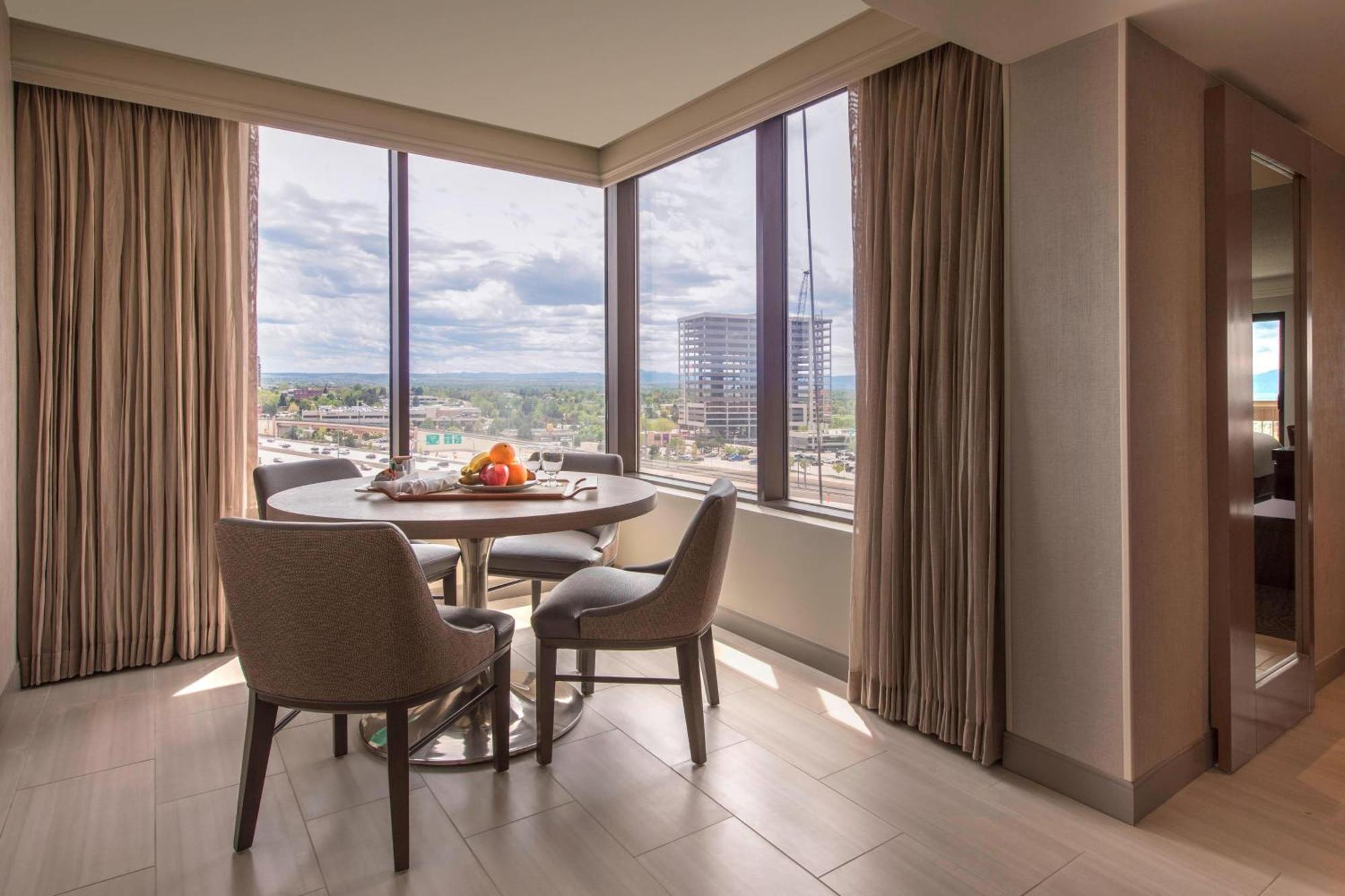 Denver Marriott Tech Center Гринвуд-Вилледж Экстерьер фото